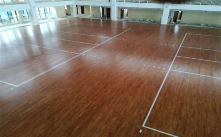 22厚排球館木地板板式龍骨結(jié)構(gòu)