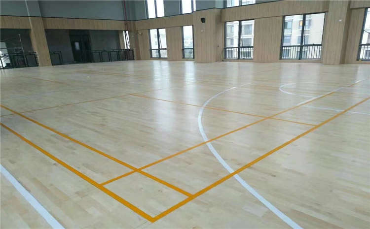 五角楓籃球館木地板雙層龍骨結(jié)構(gòu)