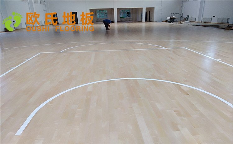 佳木斯市同江消防隊(duì)籃球館木地板項(xiàng)目—?dú)W氏實(shí)木運(yùn)動地板
