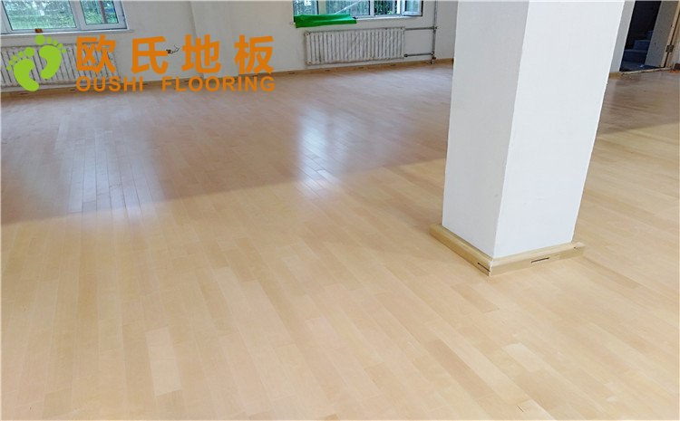 佳木斯市同江消防隊(duì)籃球館木地板項(xiàng)目—?dú)W氏實(shí)木運(yùn)動地板