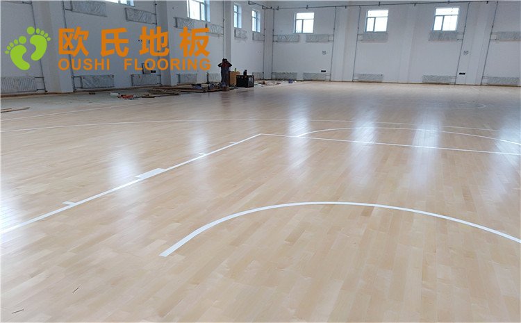 佳木斯市同江消防隊(duì)籃球館木地板項(xiàng)目—?dú)W氏實(shí)木運(yùn)動地板